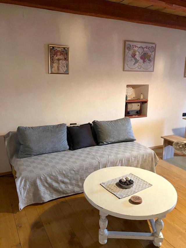 Appartement Adori à Ilirska Bistrica Extérieur photo